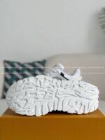 LOUIS VUITTON CASUAL SPORTS SHOES - Image 9