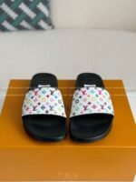 LOUIS VUITTON SLIPPERS - Image 4