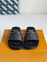 LOUIS VUITTON SLIPPERS - Image 4