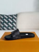 LOUIS VUITTON SLIPPERS - Image 9