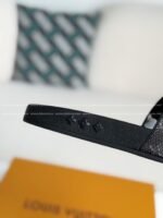 LOUIS VUITTON SLIPPERS - Image 7