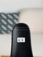 LOUIS VUITTON SLIPPERS - Image 6