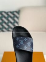 LOUIS VUITTON SLIPPERS - Image 5