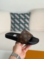 LOUIS VUITTON SLIPPERS - Image 8