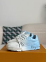 LOUIS VUITTON TRAINER SNEAKERS - Image 2
