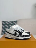 LOUIS VUITTON x Nike Dunk Casual Sneakers