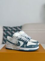 LOUIS VUITTON x Nike Dunk Casual Sneakers
