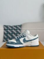 LOUIS VUITTON x Nike Dunk Casual Sneakers - Image 12