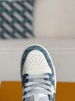 LOUIS VUITTON x Nike Dunk Casual Sneakers - Image 7