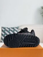 LOUIS VUITTON TRAINER Maxi SNEAKERS - Image 12
