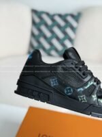 LOUIS VUITTON TRAINER SNEAKERS - Image 9
