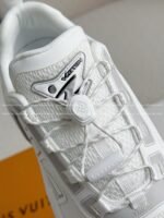 LOUIS VUITTON RUNNER TATIC CASUAL SHOES - Image 4