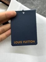 Louis Vuitton 2025 Spring/Summer New Round Neck T-Shirt - Image 10