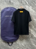 Louis Vuitton 2025 Spring/Summer New Round Neck T-Shirt - Image 3
