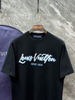 Louis Vuitton 2025 Spring/Summer New Round Neck T-Shirt - Image 8