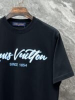 Louis Vuitton 2025 Spring/Summer New Round Neck T-Shirt - Image 7