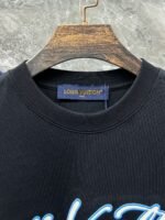 Louis Vuitton 2025 Spring/Summer New Round Neck T-Shirt - Image 5