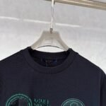 LV 2025 Spring/Summer new short-sleeved round neck T-shirt - Image 8