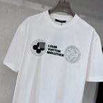 LV 2025 Spring/Summer new short-sleeved round neck T-shirt - Image 7
