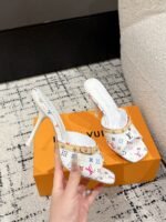 Takashi Murakami x LOUIS VUITTON 25/6AM square toe open toe high heels Heel height: 7.6cm