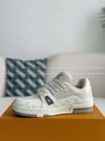 LOUIS VUITTON TRAINER SNEAKERS - Image 13