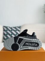 LOUIS VUITTON TRAINER SNEAKERS - Image 12