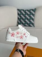 LOUIS VUITTON TRAINER SNEAKERS - Image 12