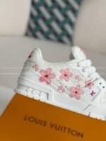 LOUIS VUITTON TRAINER SNEAKERS - Image 11