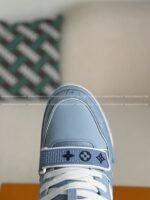 LOUIS VUITTON TRAINER SNEAKERS - Image 10