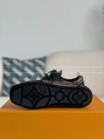 LOUIS VUITTON SNEAKERINA - Image 10