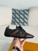 LOUIS VUITTON SNEAKERINA - Image 9