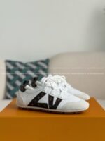 LOUIS VUITTON SNEAKERINA