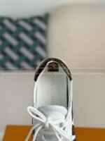 LOUIS VUITTON SNEAKERINA - Image 7