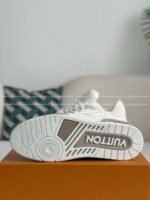 LOUIS VUITTON TRAINER SNEAKERS - Image 12
