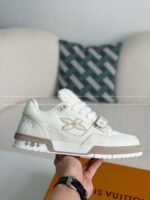LOUIS VUITTON TRAINER SNEAKERS - Image 11