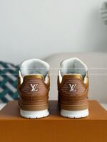 LOUIS VUITTON TRAINER SNEAKERS - Image 3