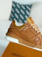 LOUIS VUITTON TRAINER SNEAKERS - Image 10