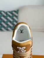 LOUIS VUITTON TRAINER SNEAKERS - Image 8