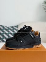 LOUIS VUITTON TRAINER SNEAKERS - Image 2