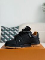 LOUIS VUITTON TRAINER SNEAKERS - Image 12