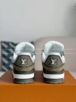 LOUIS VUITTON TRAINER SNEAKERS - Image 3
