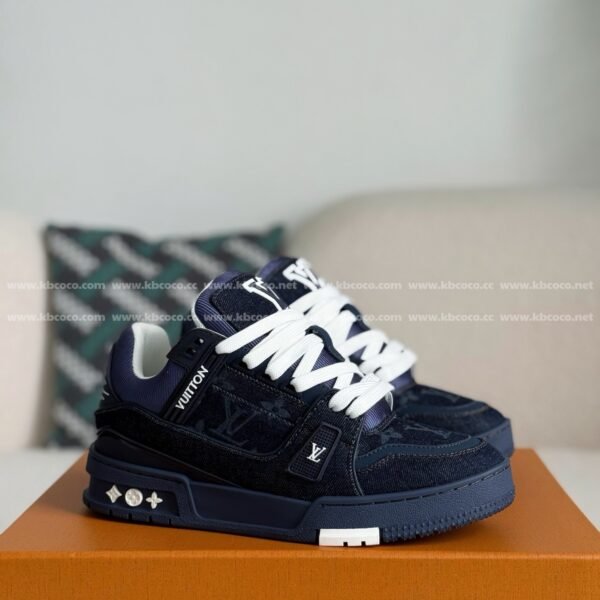 LOUIS VUITTON TRAINER SNEAKERS