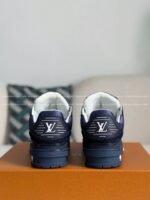 LOUIS VUITTON TRAINER SNEAKERS - Image 3