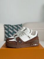 LOUIS VUITTON TRAINER SNEAKERS - Image 2