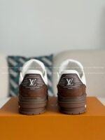 LOUIS VUITTON TRAINER SNEAKERS - Image 3