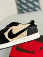 Travis Scott x Jordan Air Jordan 1 Low Golf6.0 Sneakers - Image 8