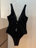 Chanel's new one-piece swimsuit - Image 2