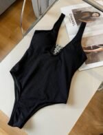 Chanel's new one-piece swimsuit - Image 8