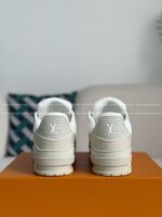 LOUIS VUITTON TRAINER SNEAKERS - Image 3