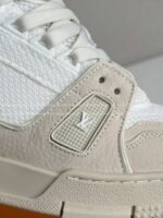 LOUIS VUITTON TRAINER SNEAKERS - Image 5